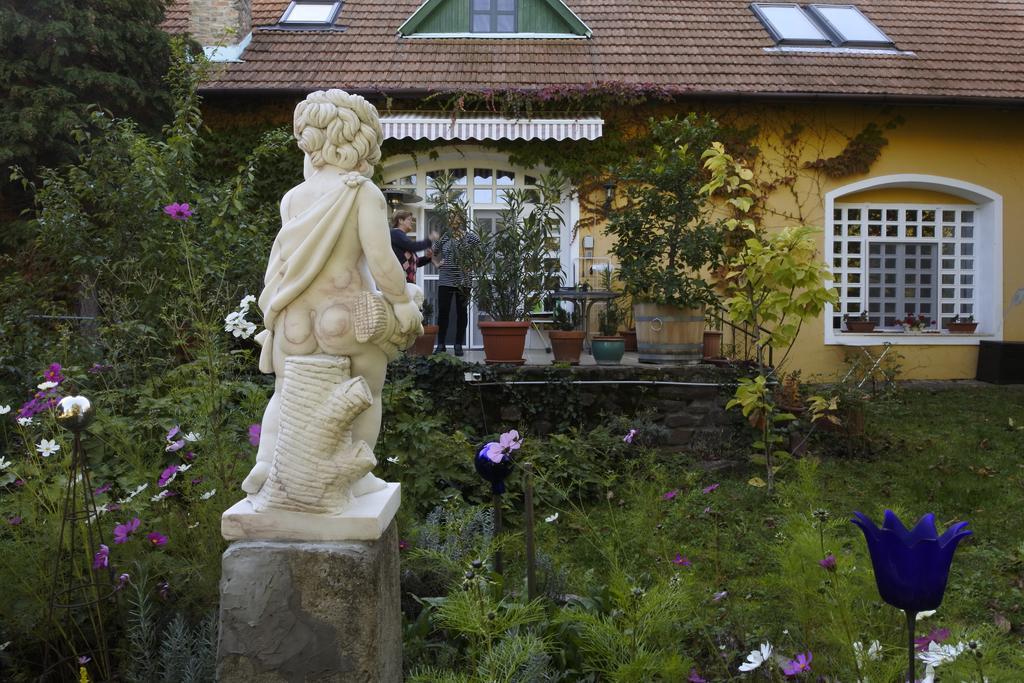 Villa-Magdi Vendeghaz Révfülöp 外观 照片